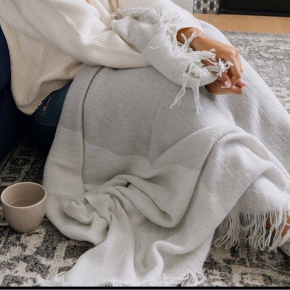 Mark & Graham Colorblock Throw Blanket - Picture 9 of 15